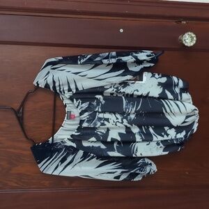 New with Tags Vince Camuto Blue Night Chiffon Injection Blouse Size XS